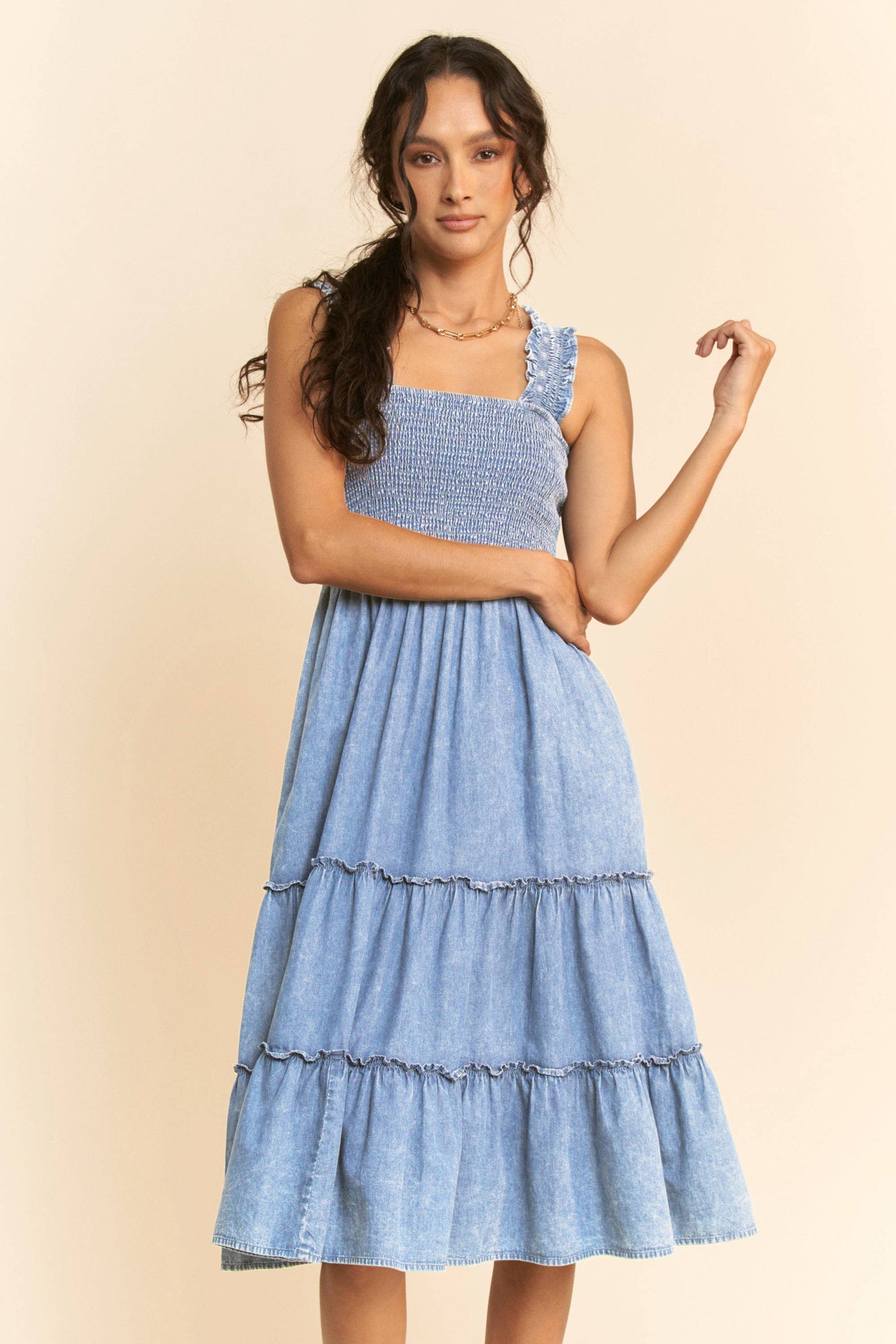 WASHED DENIM SMOCKING STRAPS MIDI DRESS