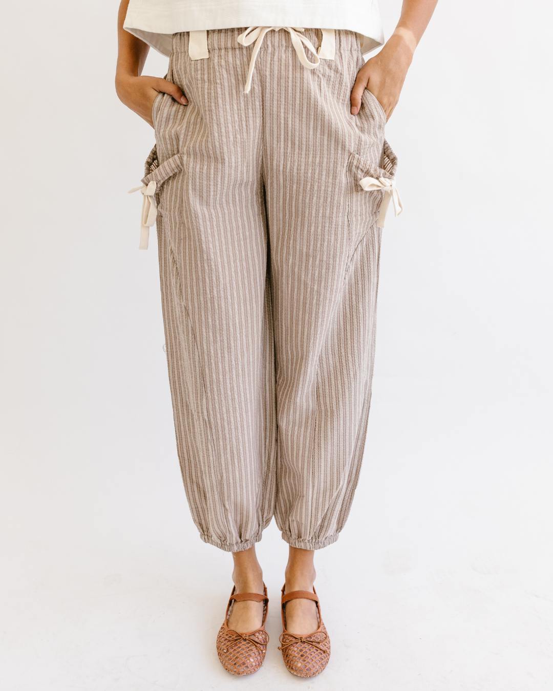 Bow Detail Stripe Textured Woven Pants