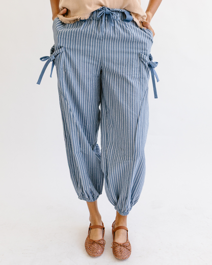 Bow Detail Stripe Textured Woven Pants