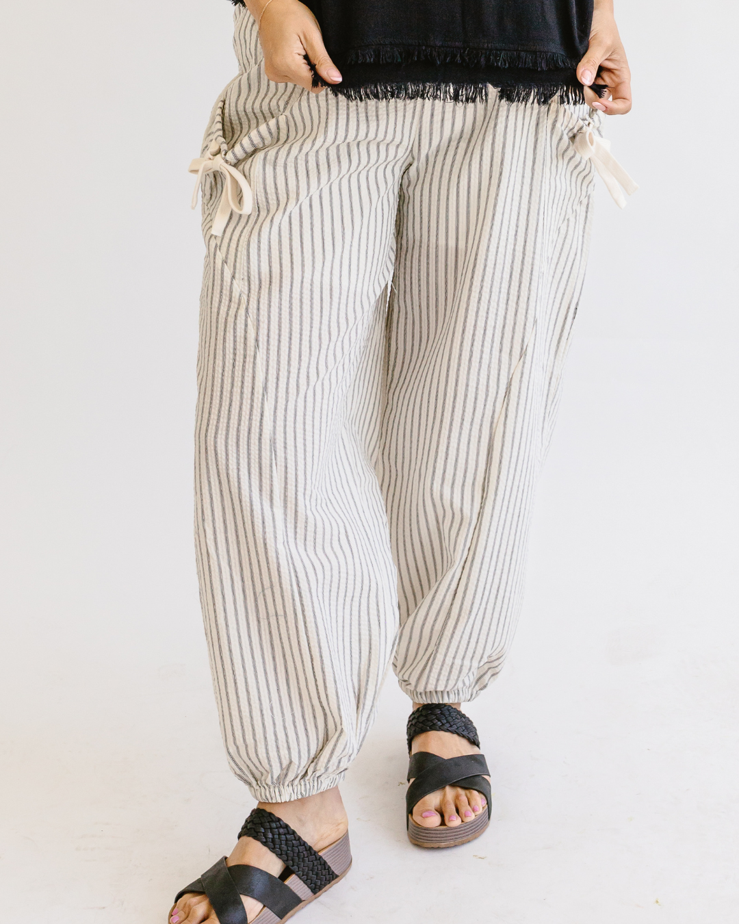 Bow Detail Stripe Textured Woven Pants