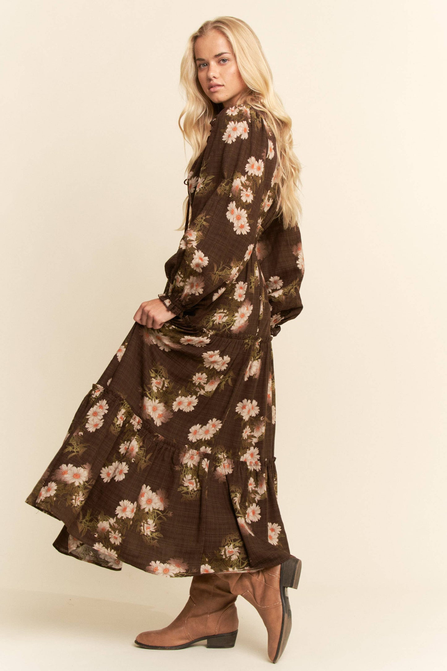 BOHO FLORAL PRINTED RUFFLE TIERED DRESS