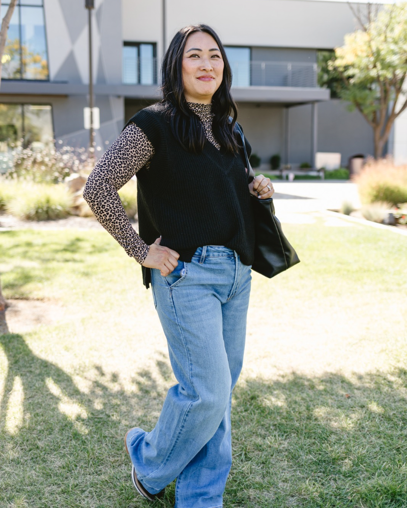 Ribbed Animal Print Halftee