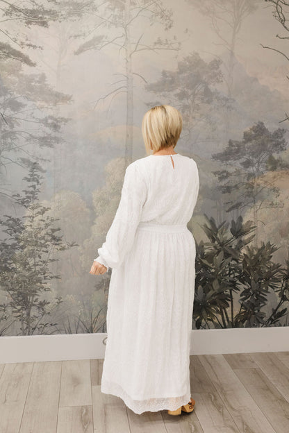 All In White Embroidered Maxi (XS-M, 3x Left)