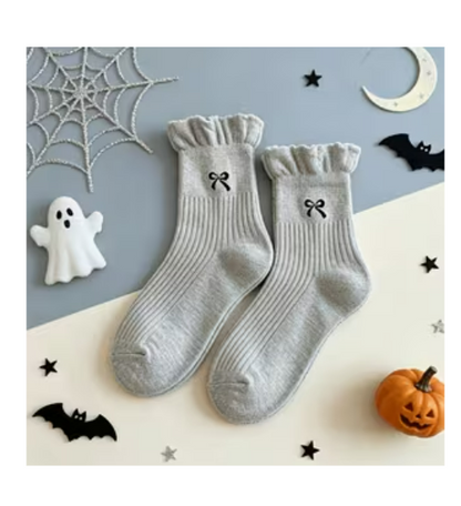 Bow Socks with a Ruffle - 3 Pack