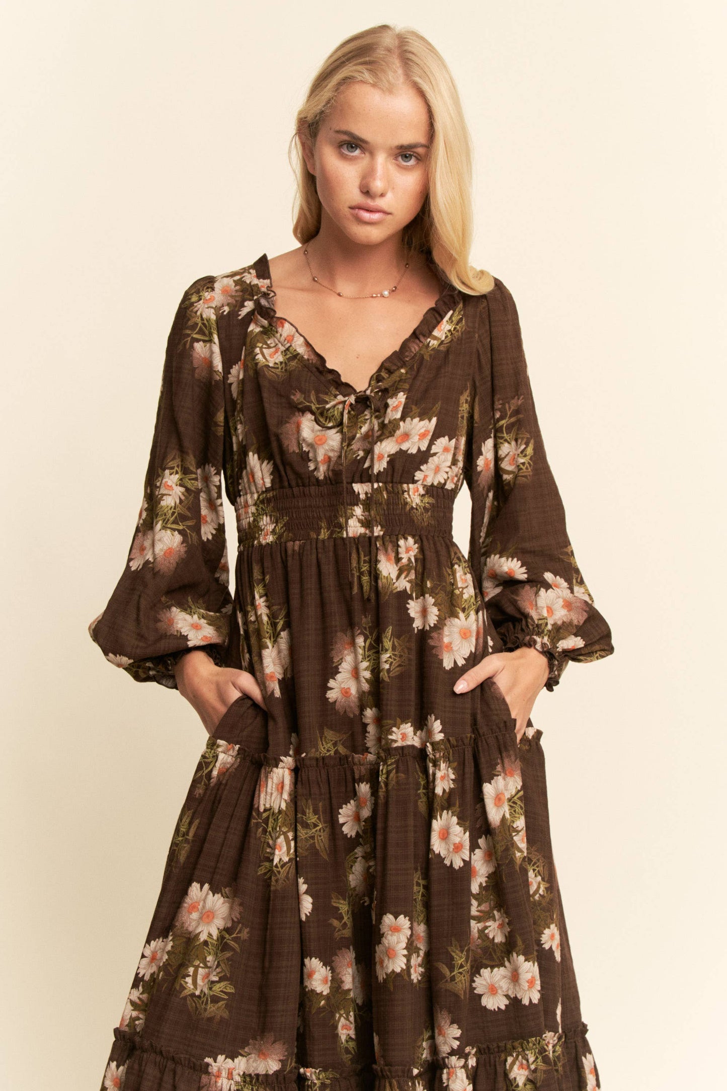BOHO FLORAL PRINTED RUFFLE TIERED DRESS