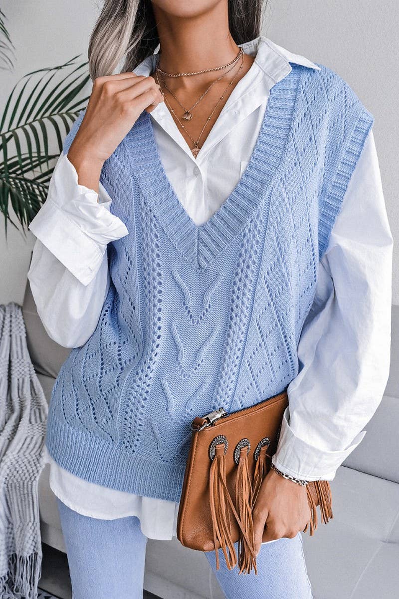 V-Neck detailed Sweater Vest