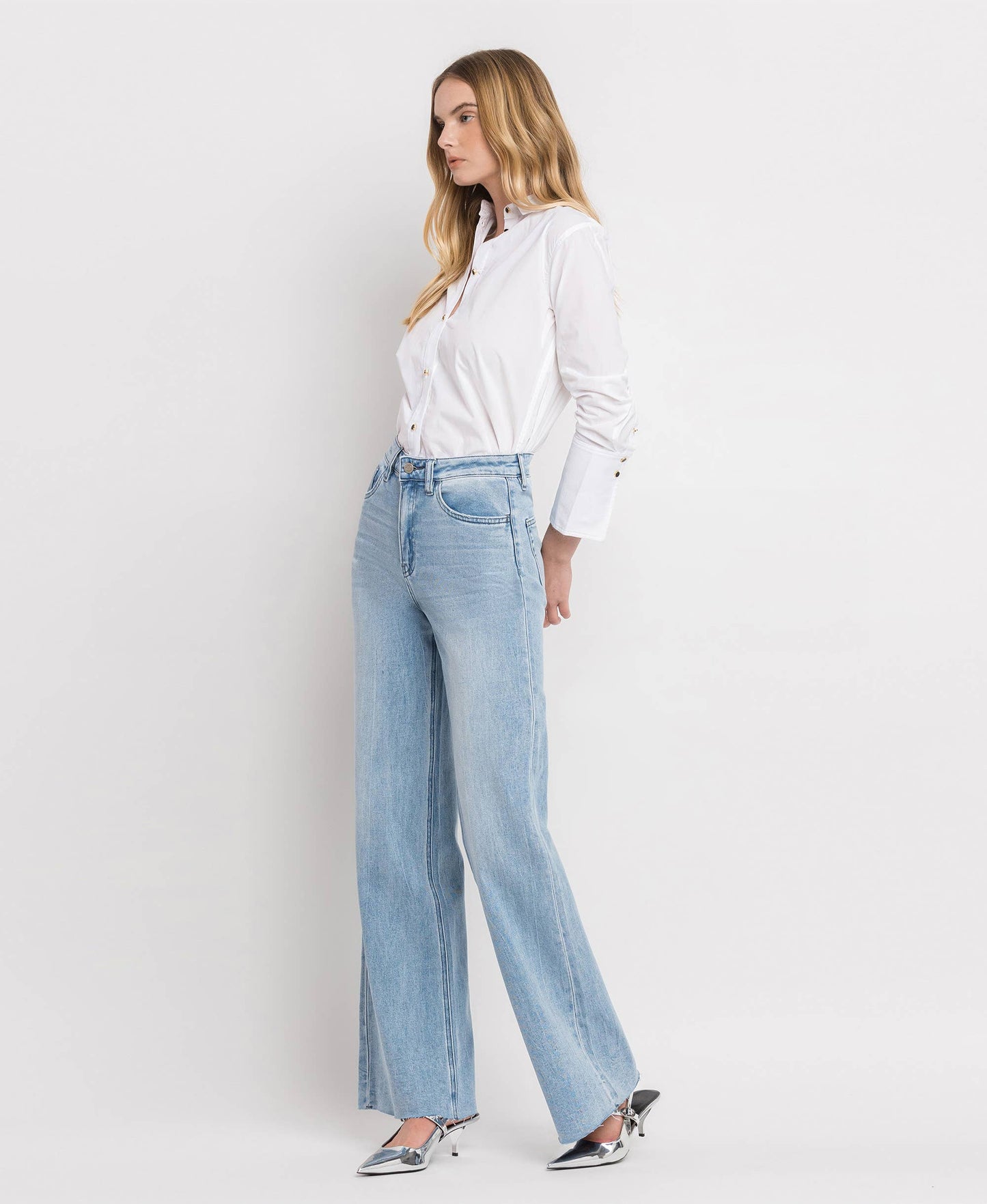 VERVET Wide Leg Jeans (frayed)