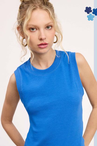 Ribbed Sleeveless Crew Neck Tank