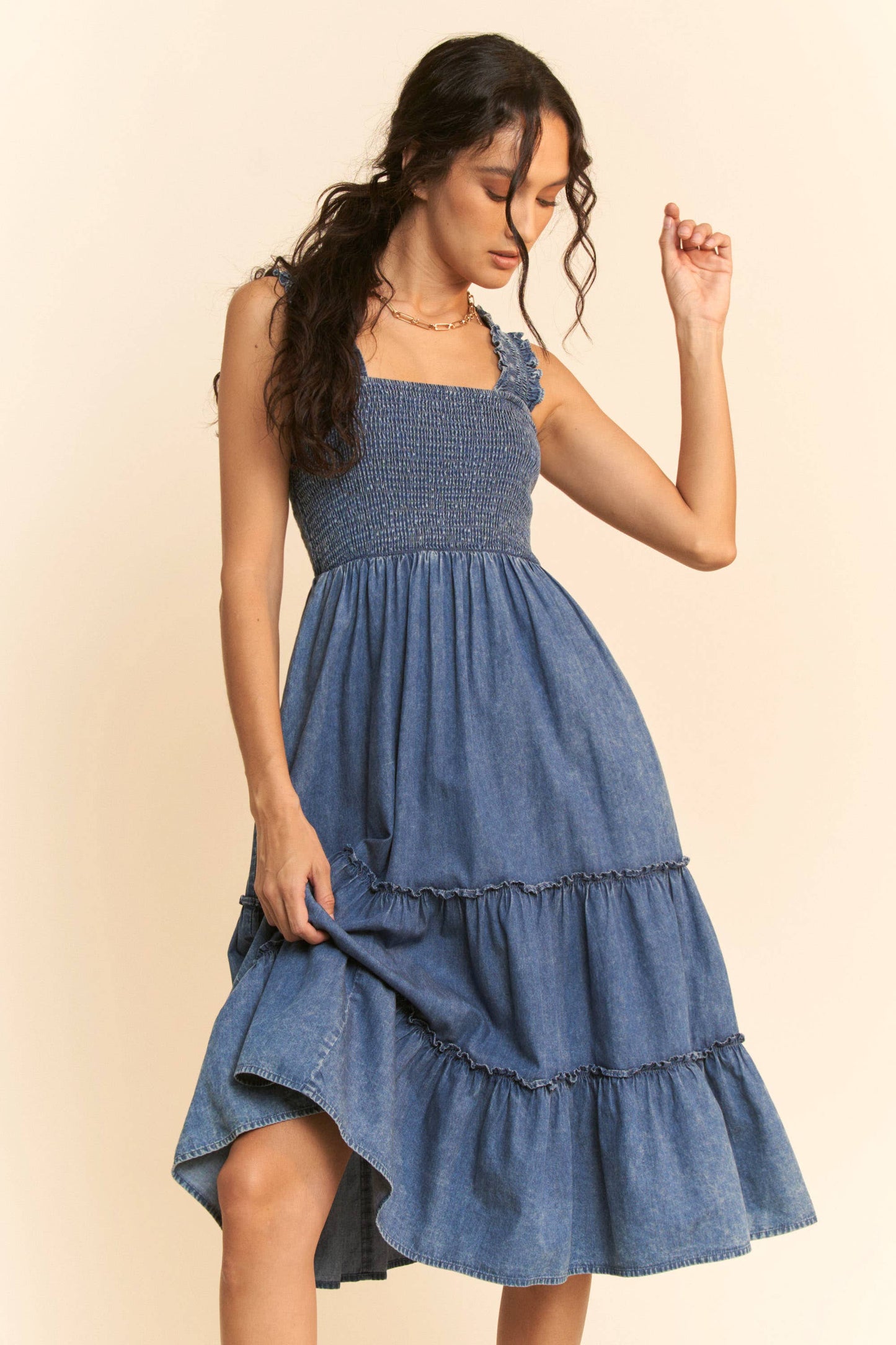 WASHED DENIM SMOCKING STRAPS MIDI DRESS